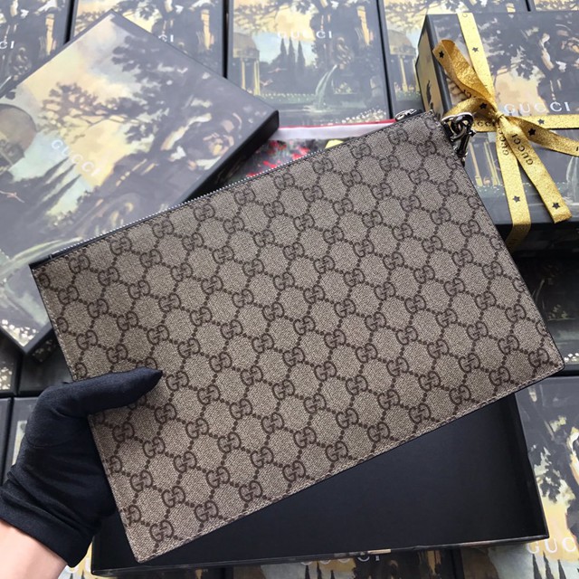 Gucci手包 473904 蛇印花GG Supreme高級帆布手包 古馳男士手拿包  gqy1015